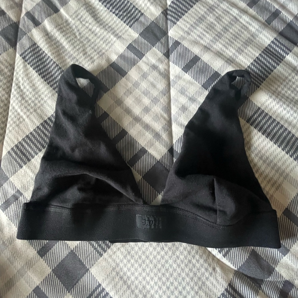 New without tags! Skims Bralette size M